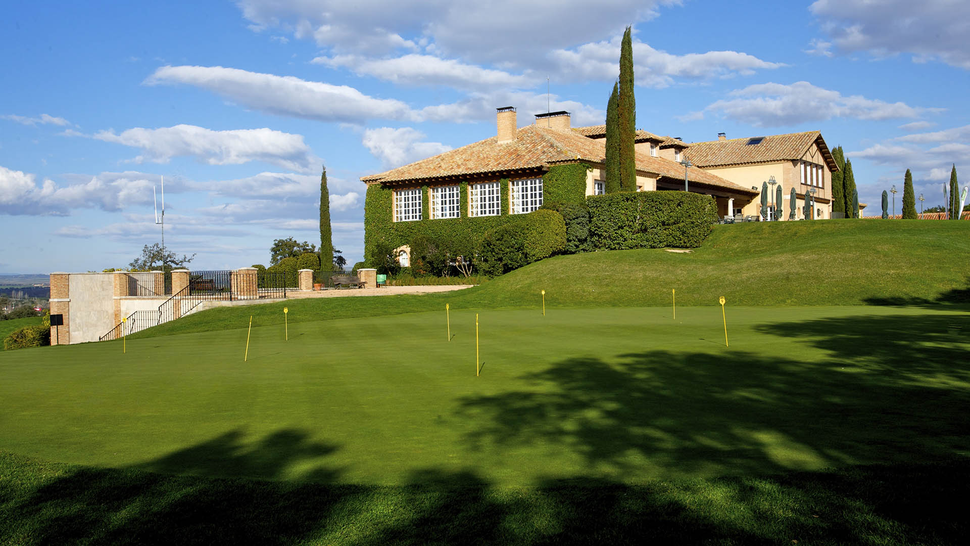 Real Sociedad Hípica Española Club de Campo - Image 9